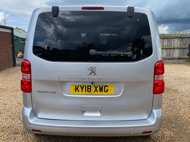 Used Peugeot Traveller
