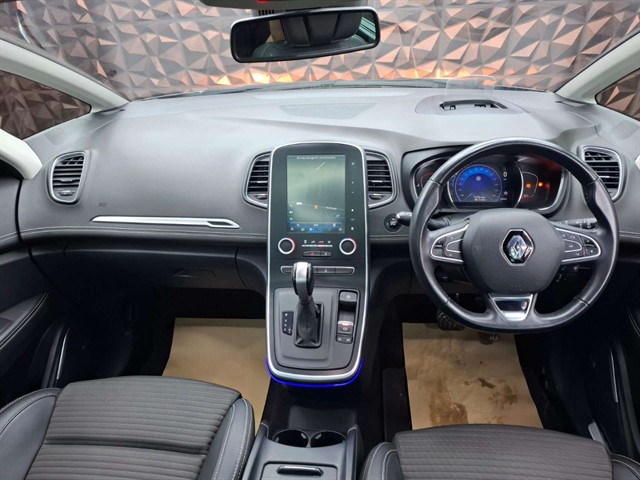 Used Renault Scenic