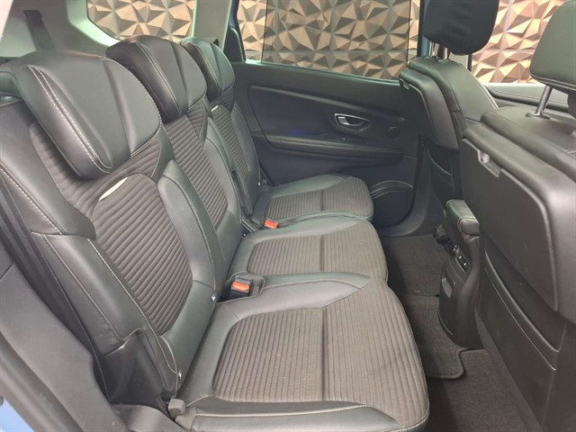 Used Renault Scenic