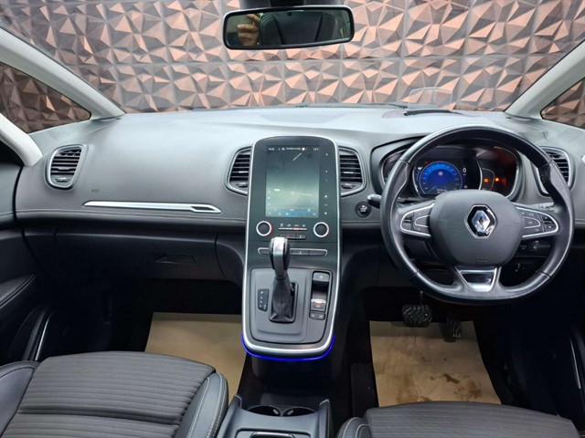 Used Renault Scenic