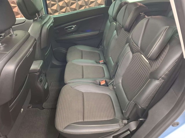 Used Renault Scenic