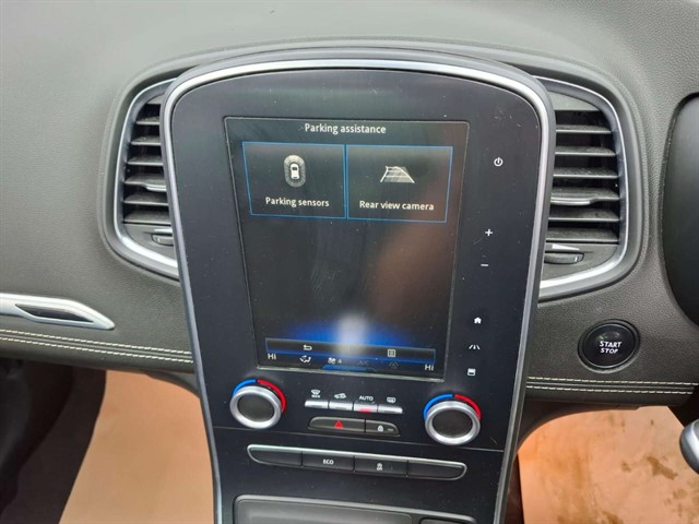 Used Renault Scenic