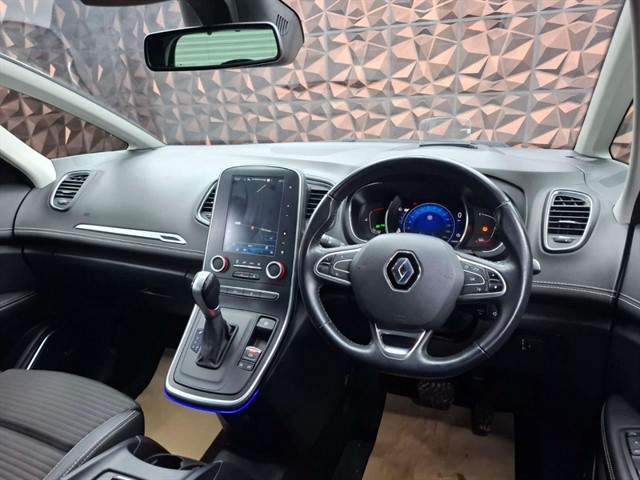 Used Renault Scenic