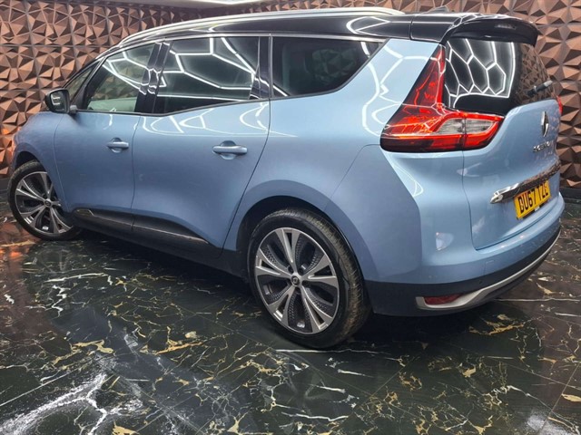 Used Renault Scenic