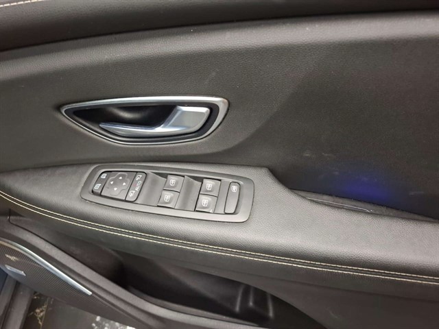 Used Renault Scenic