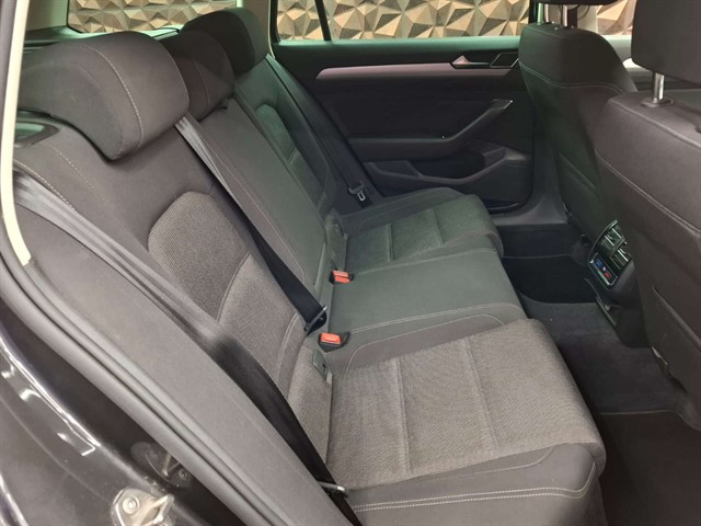 Used Volkswagen Passat