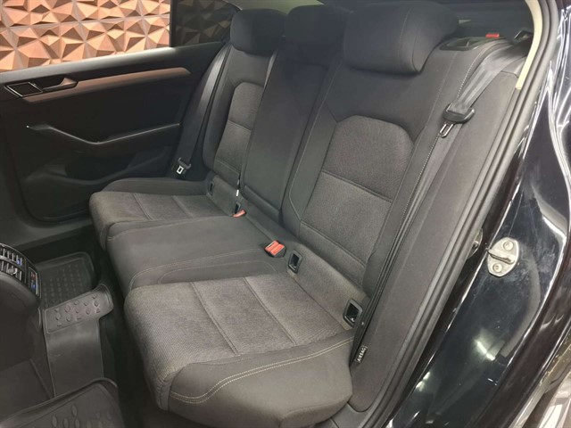 Used Volkswagen Passat