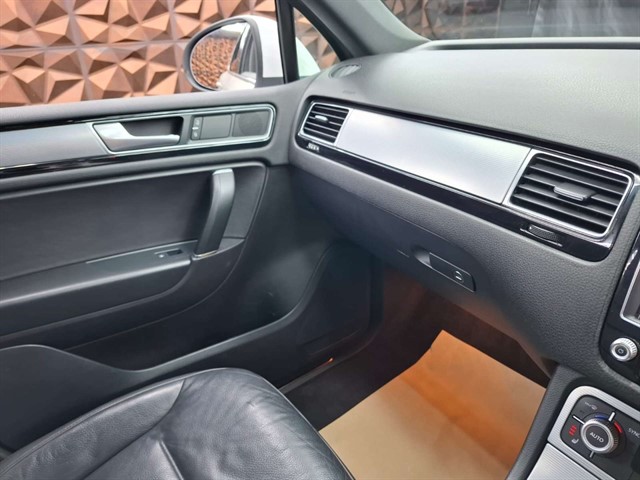 Used Volkswagen Touareg
