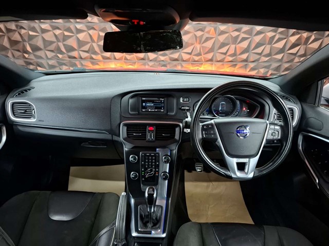 Used Volvo V40