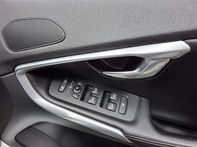 Used Volvo V40