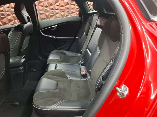 Used Volvo V40