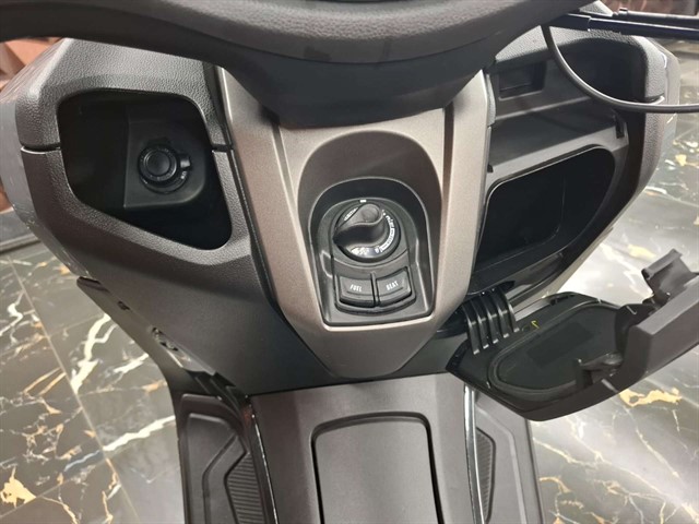 Used Yamaha NMAX