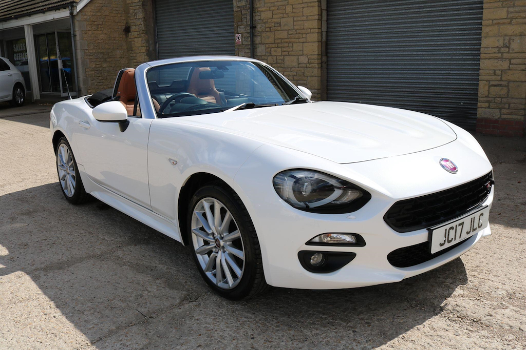 Fiat 124 Spider