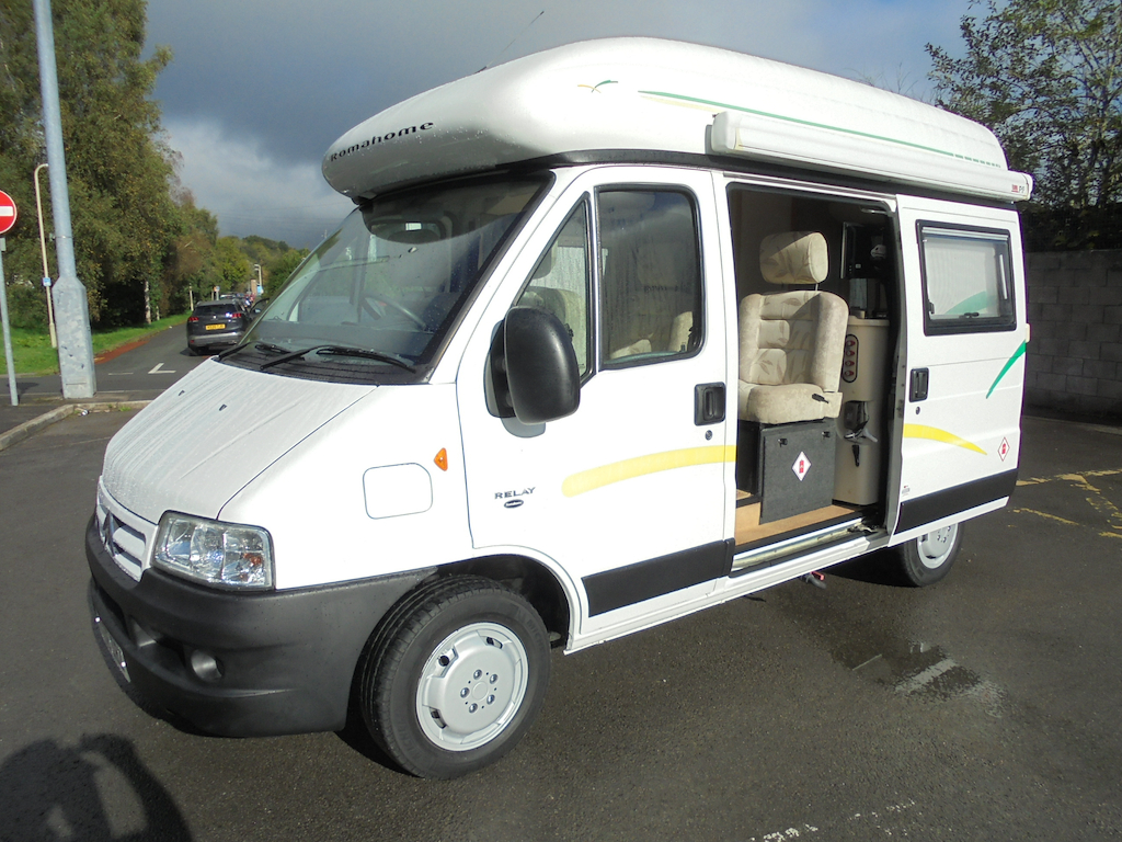 2006 Romahome R30