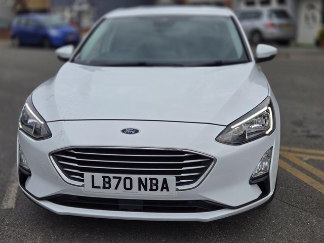 FORD FOCUS 1.0 L 1.0T ECOBOOST TITANIUM AUTO EURO 6 S S 5DR 12,990... image 2