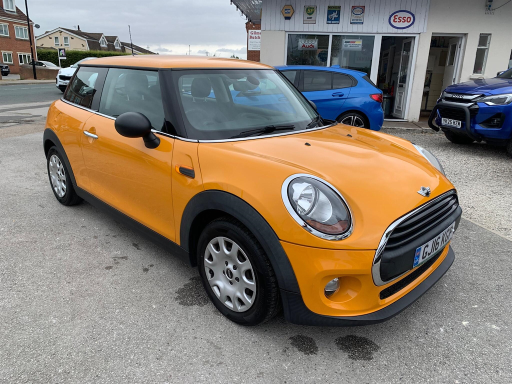 Mini Hatchback