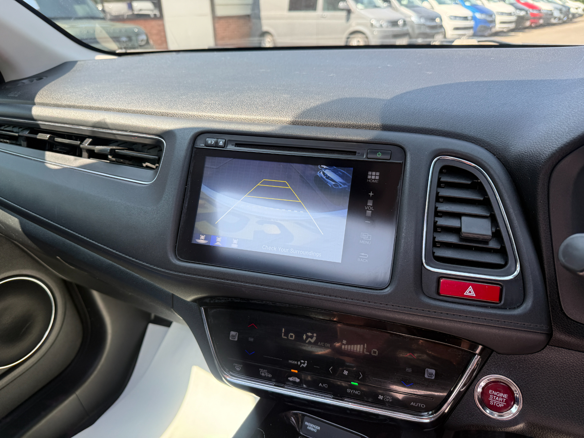 2015 Honda HR-V thumbnail 16