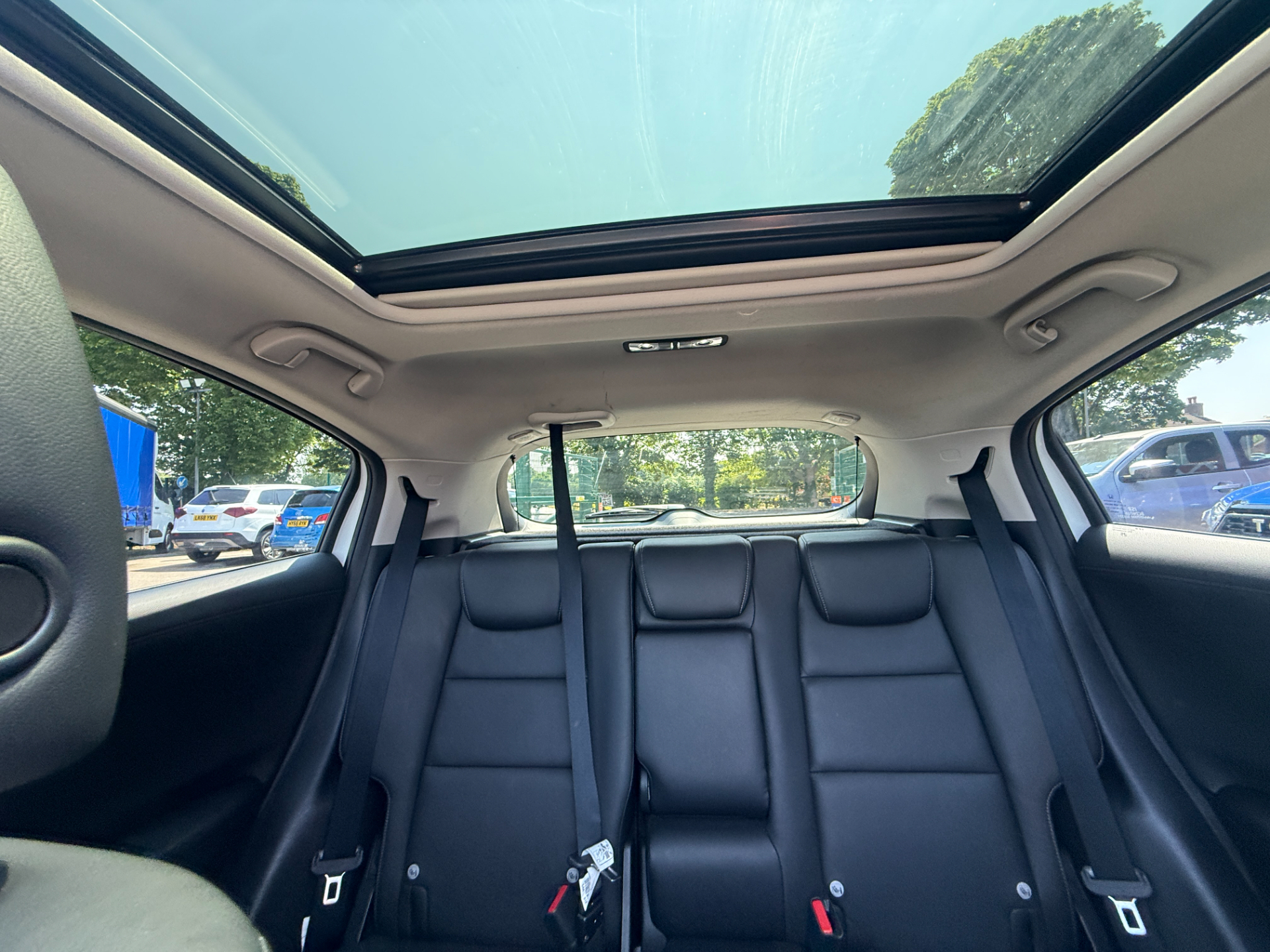 2015 Honda HR-V thumbnail 11