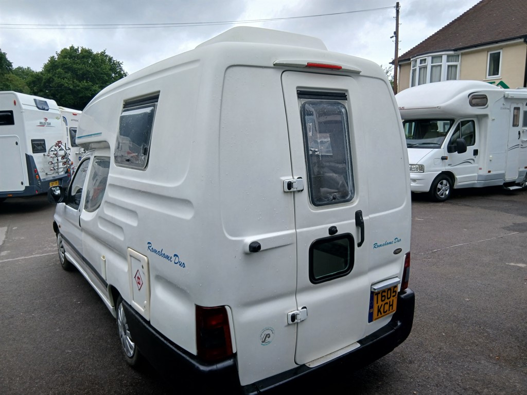 1999 Romahome Duo White