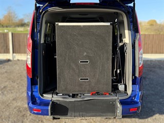 Used Ford Grand Tourneo Connect from Stow Car Company