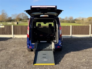 Used Ford Grand Tourneo Connect from Stow Car Company