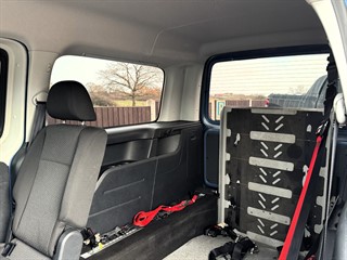 Used Volkswagen Caddy Maxi Life from Stow Car Company