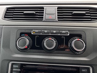 Used Volkswagen Caddy Maxi Life from Stow Car Company