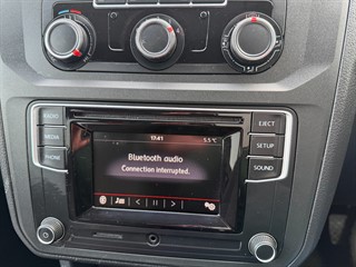 Used Volkswagen Caddy Maxi Life from Stow Car Company