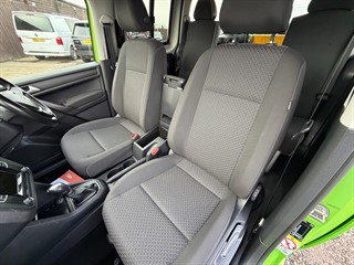 Used Volkswagen Caddy Maxi Life from Stow Car Company