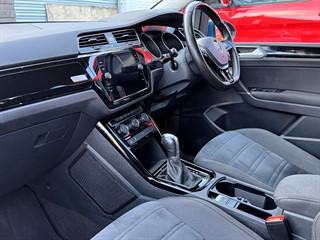 Used Volkswagen Touran from Stow Car Company