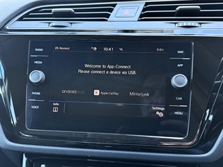 Used Volkswagen Touran from Stow Car Company