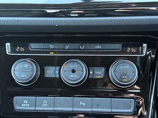 Used Volkswagen Touran from Stow Car Company