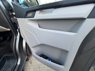 Used Volkswagen Transporter from Stow Car Company