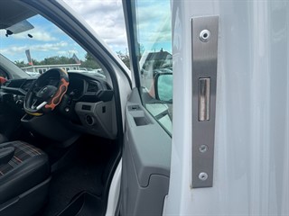 Used Volkswagen Transporter from Stow Car Company