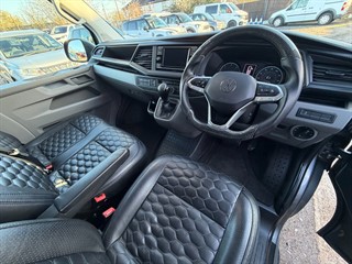 Used Volkswagen Transporter from Stow Car Company