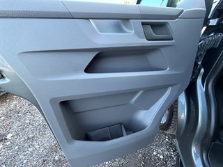 Used Volkswagen Transporter from Stow Car Company