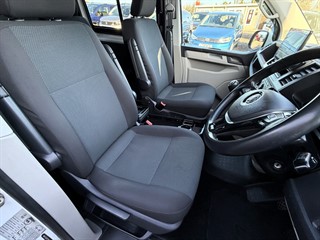 Used Volkswagen Transporter from Stow Car Company