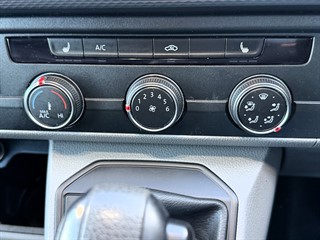 Used Volkswagen Transporter from Stow Car Company