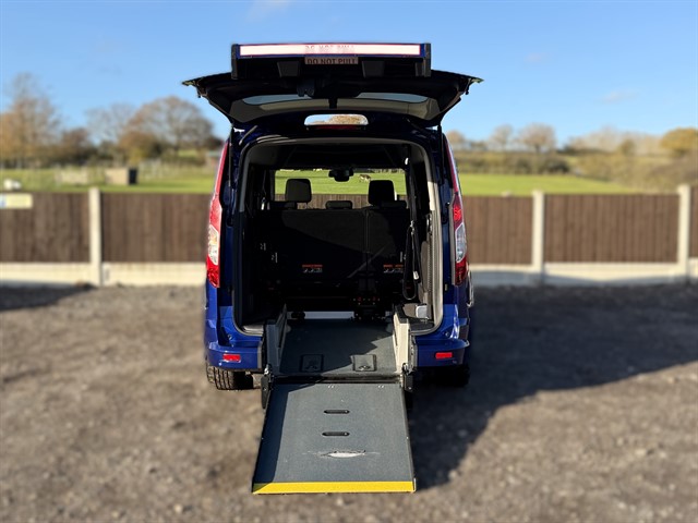 Used Ford Grand Tourneo Connect