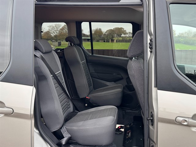 Used Ford Tourneo Connect