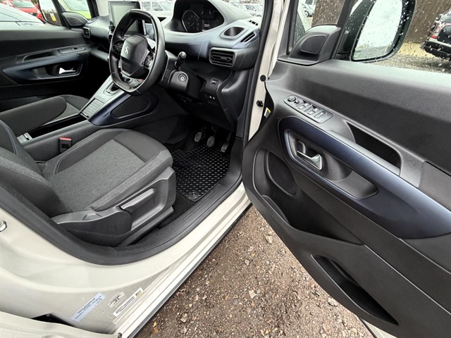 Used Peugeot Rifter