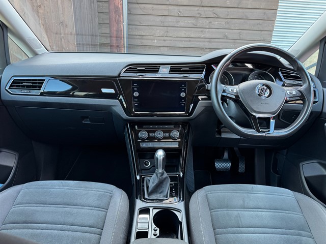 Used Volkswagen Touran
