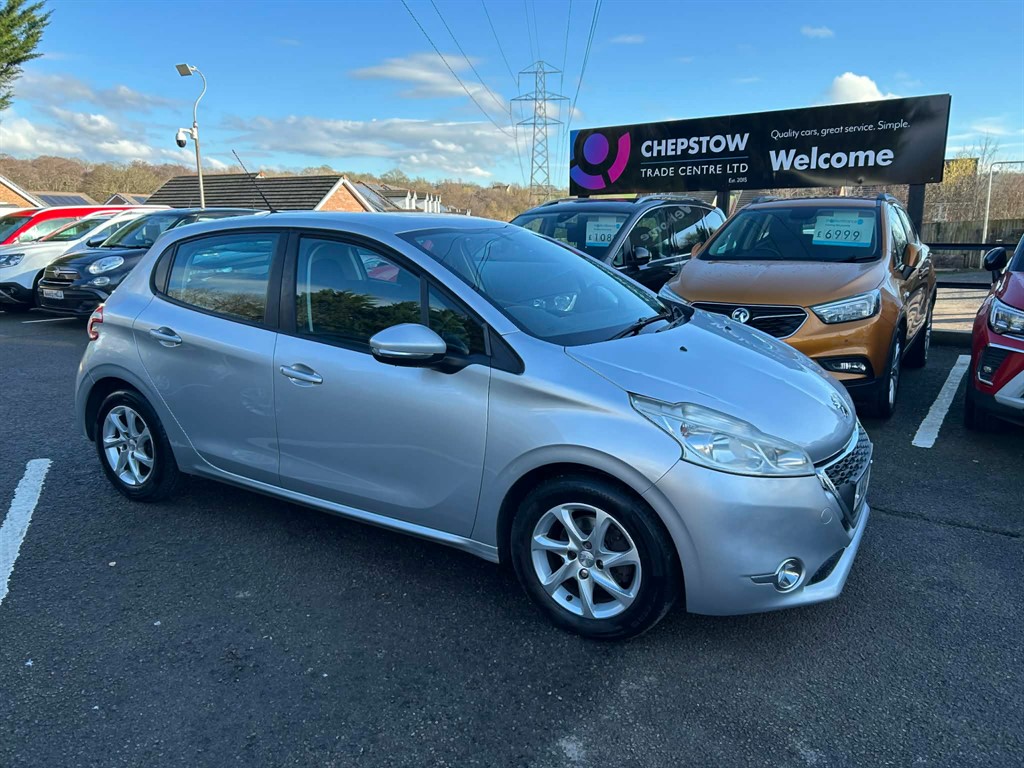 2013 PEUGEOT 208 1.4 HDi Active Hatchback 5dr Diesel Manual Euro 5