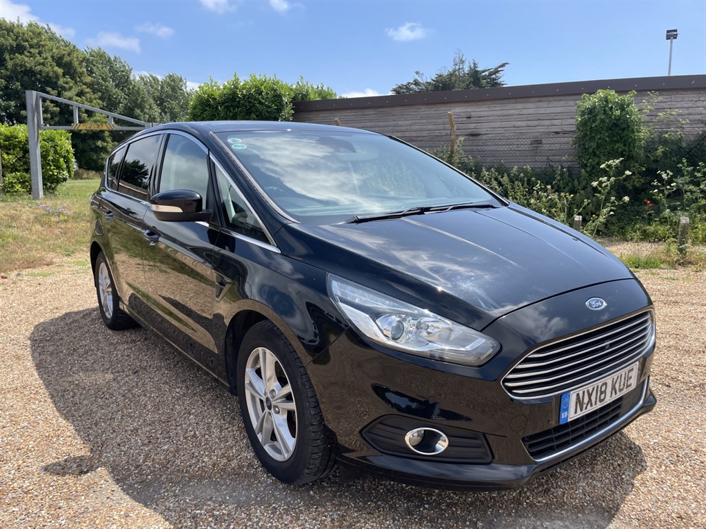 Ford S-MAX Titanium Spec - Powerful & Efficient