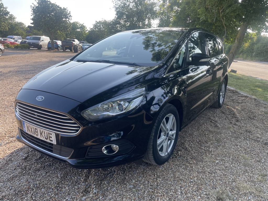 Ford S-MAX Titanium Spec - Powerful & Efficient