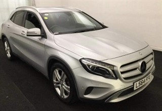 Mercedes GLA220