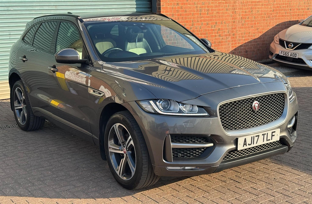Jaguar F-Pace