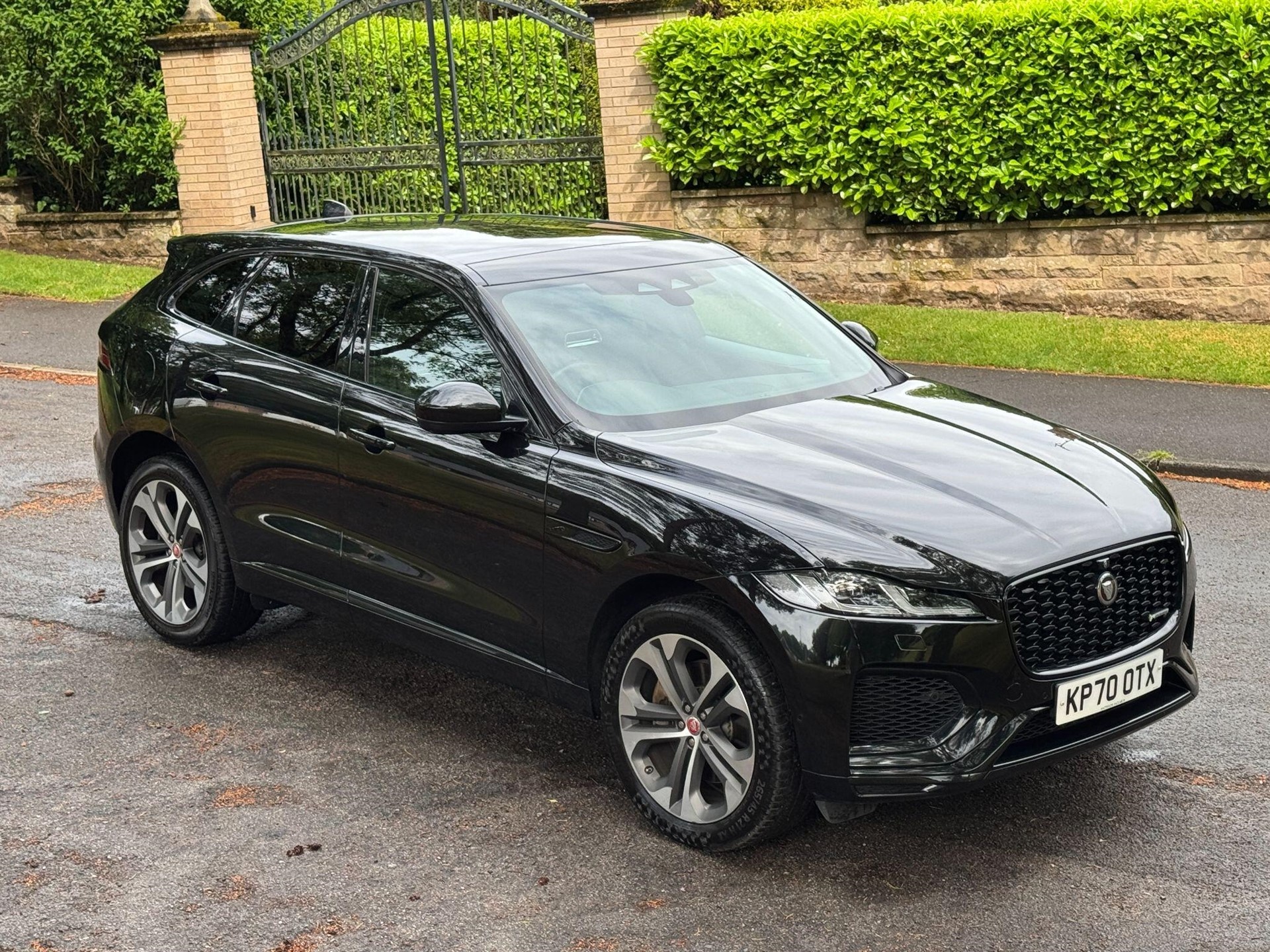 2021 Jaguar F-Pace thumbnail 12