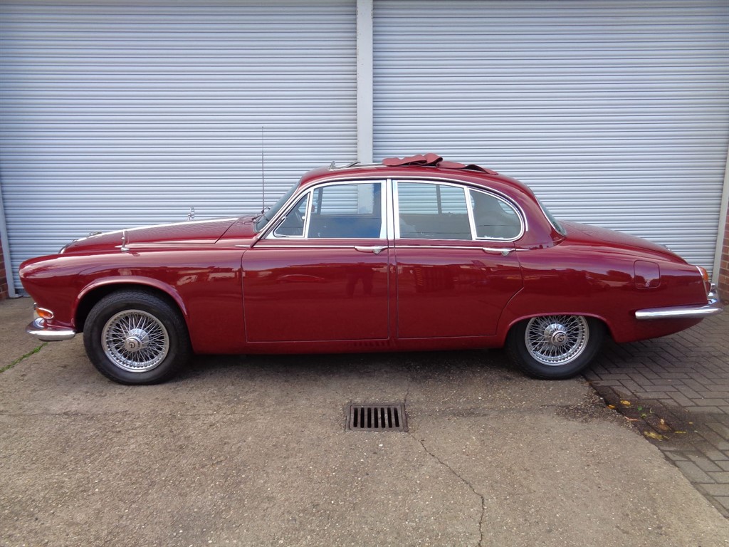 Used Daimler Sovereign for sale in Sheffield, South Yorkshire N.R