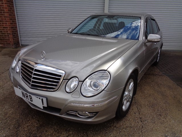 Mercedes E220